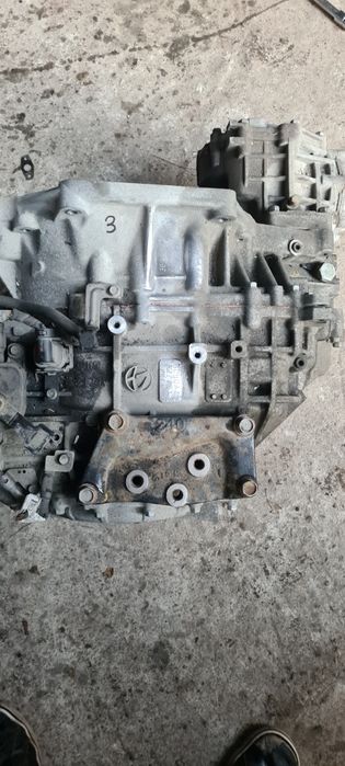 Skrzynia biegów hyundai IX 35 2.0 crdi BDBQA4  AGLF2
