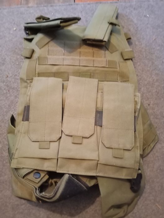 Рюкзак з кишенями