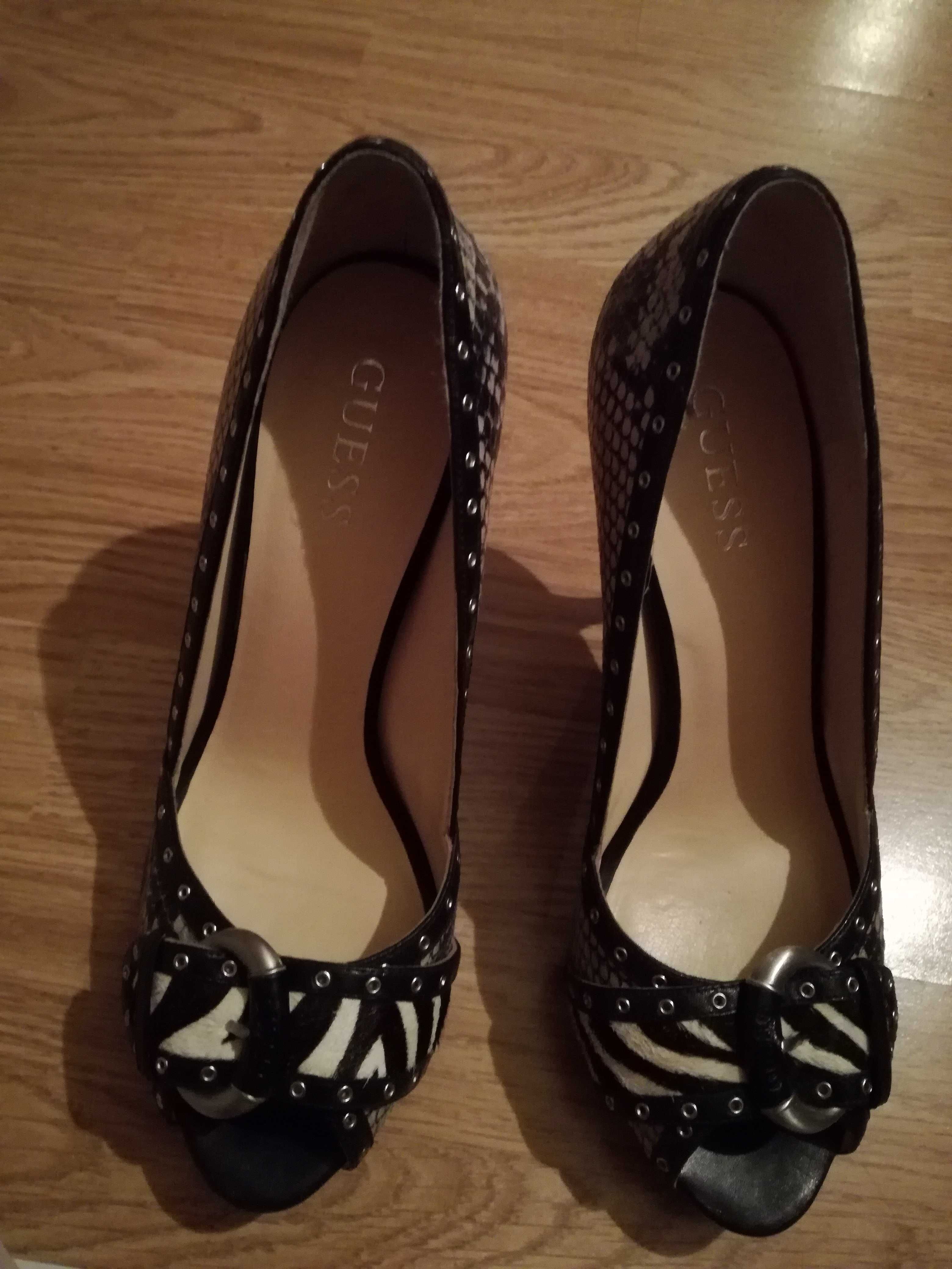 Buty damskie Guess rozmiar 39