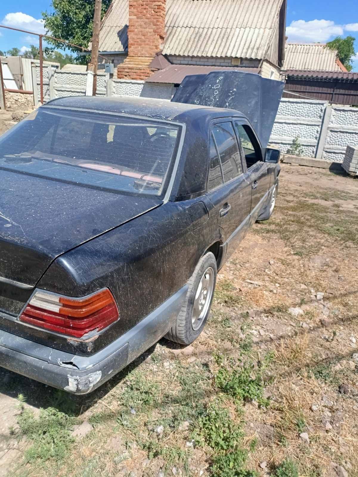 Продам Mercedes-Benz 124