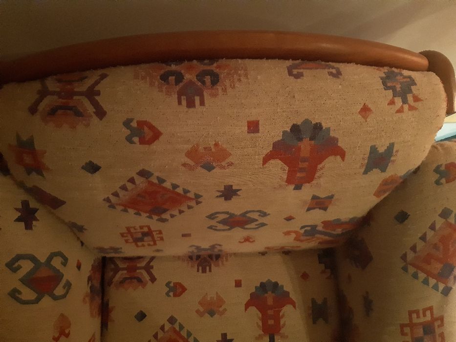 Sofás  "Cerne" de sala-Cadeirões-Vendo/Troco. Conjunto de 4 sofás