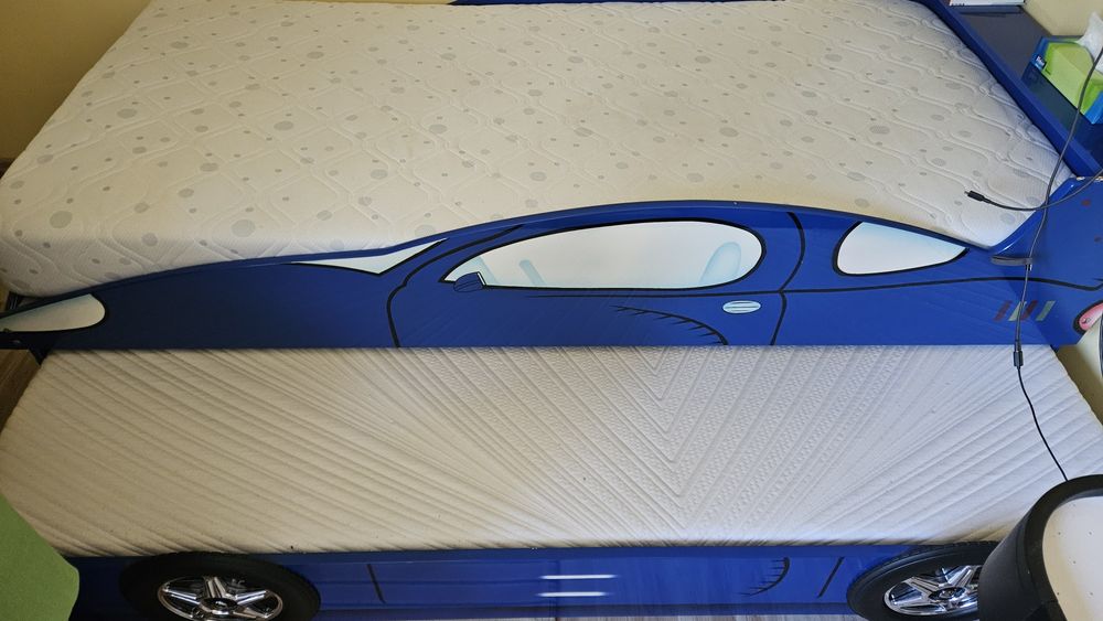 Łóżko samochód dla dziecka podwójne