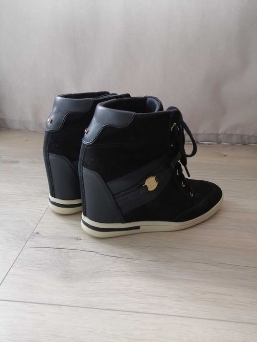 Buty damskie na koturnie TOMMY HILFIGER rozmiar 37