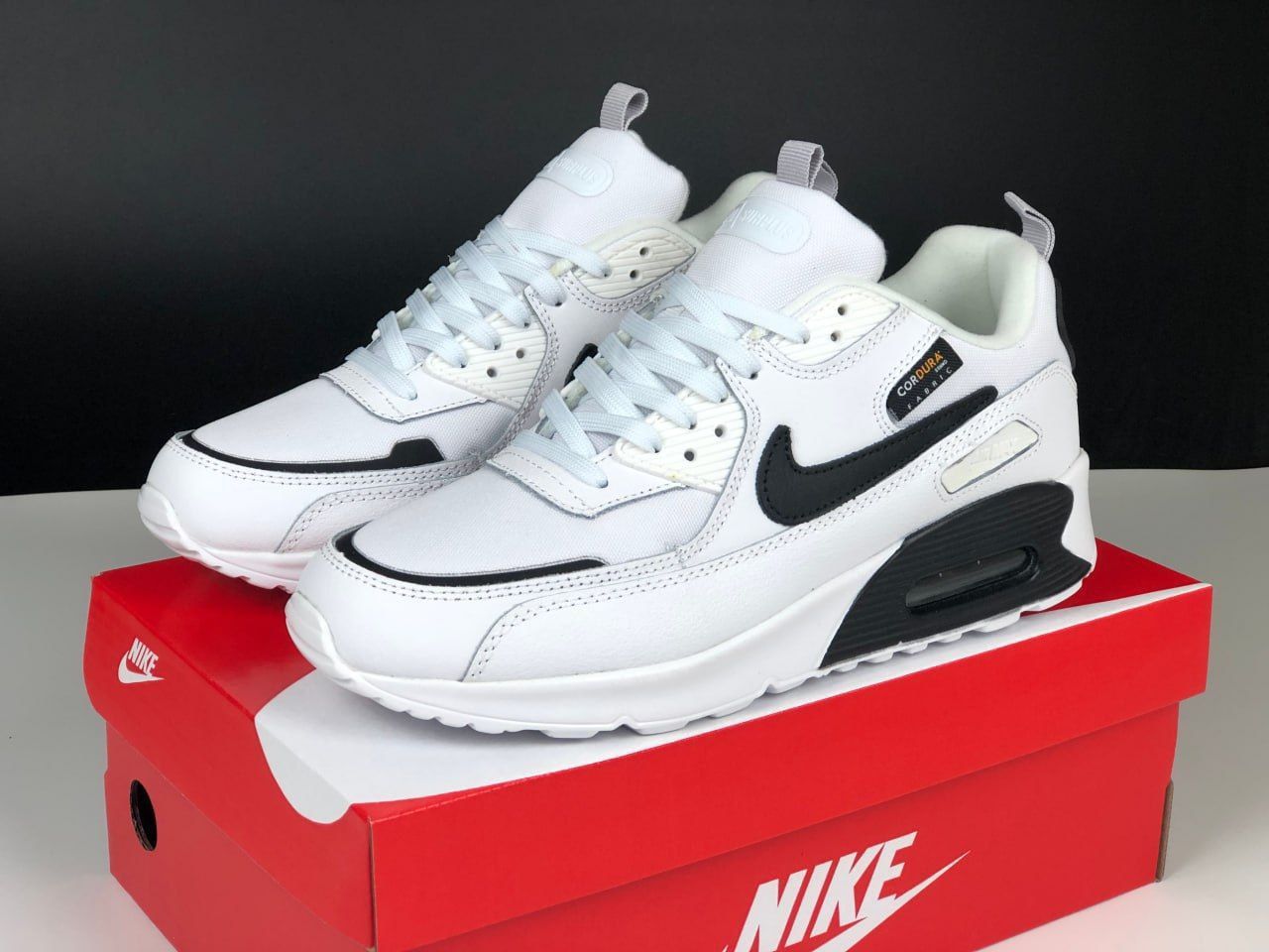 Кросівки Nike Air Max 90 Surplus білі