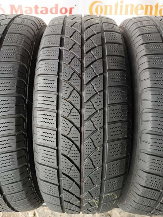 Зимові шини 215/65 R16C Bridgestone blizzak lm18c