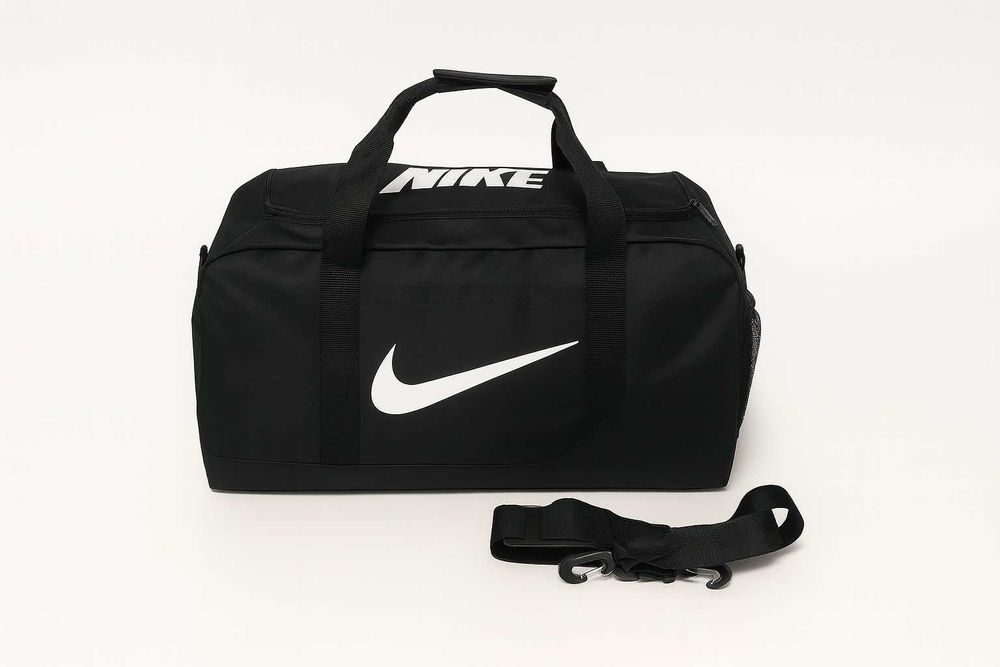 Спортивна сумка Nike
Спортивна/Дорожня сумка Nike PUMA