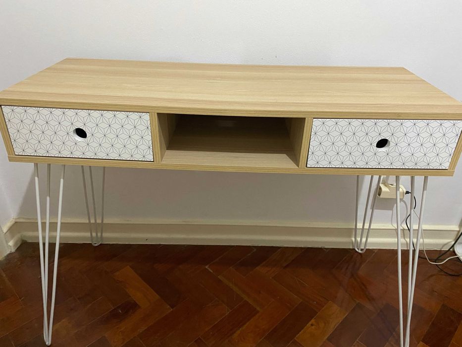 Consola/secretária
