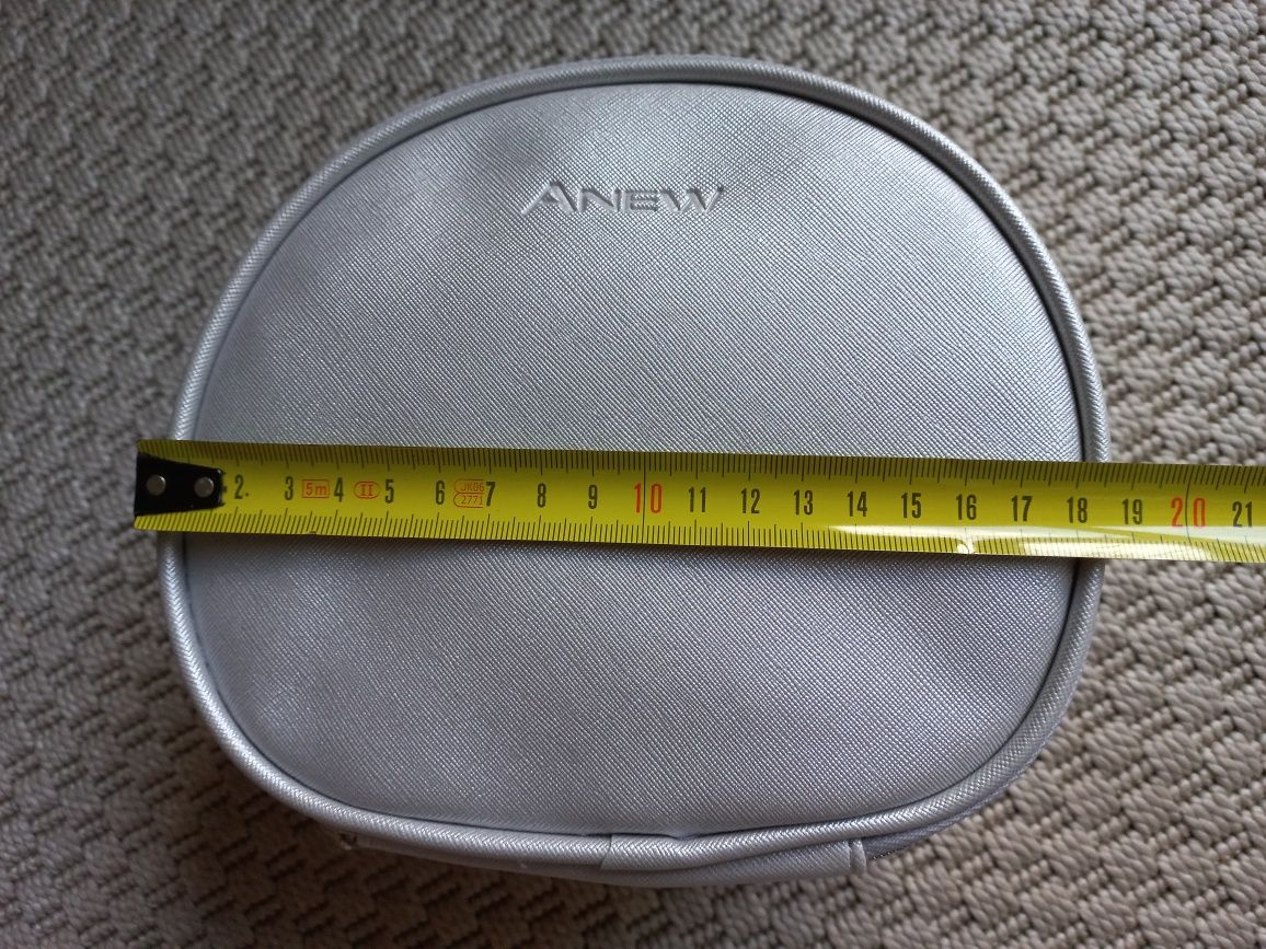 Bolsa para cosméticos AVON ANEW