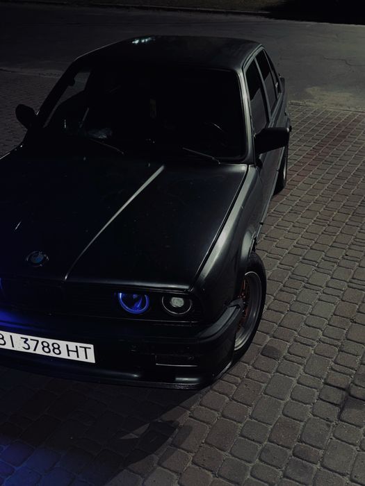 Продам БМВ е30