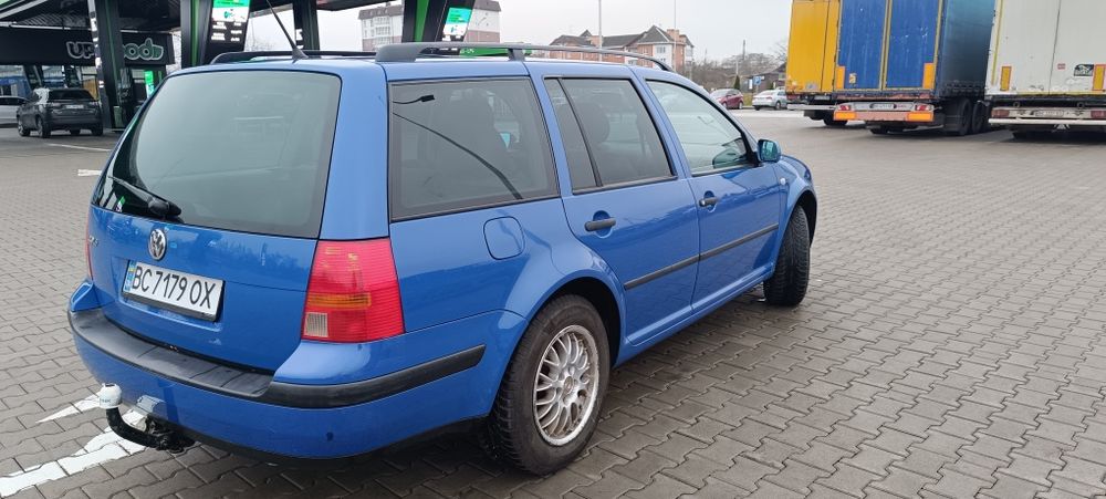 Volkswagen golf 4
