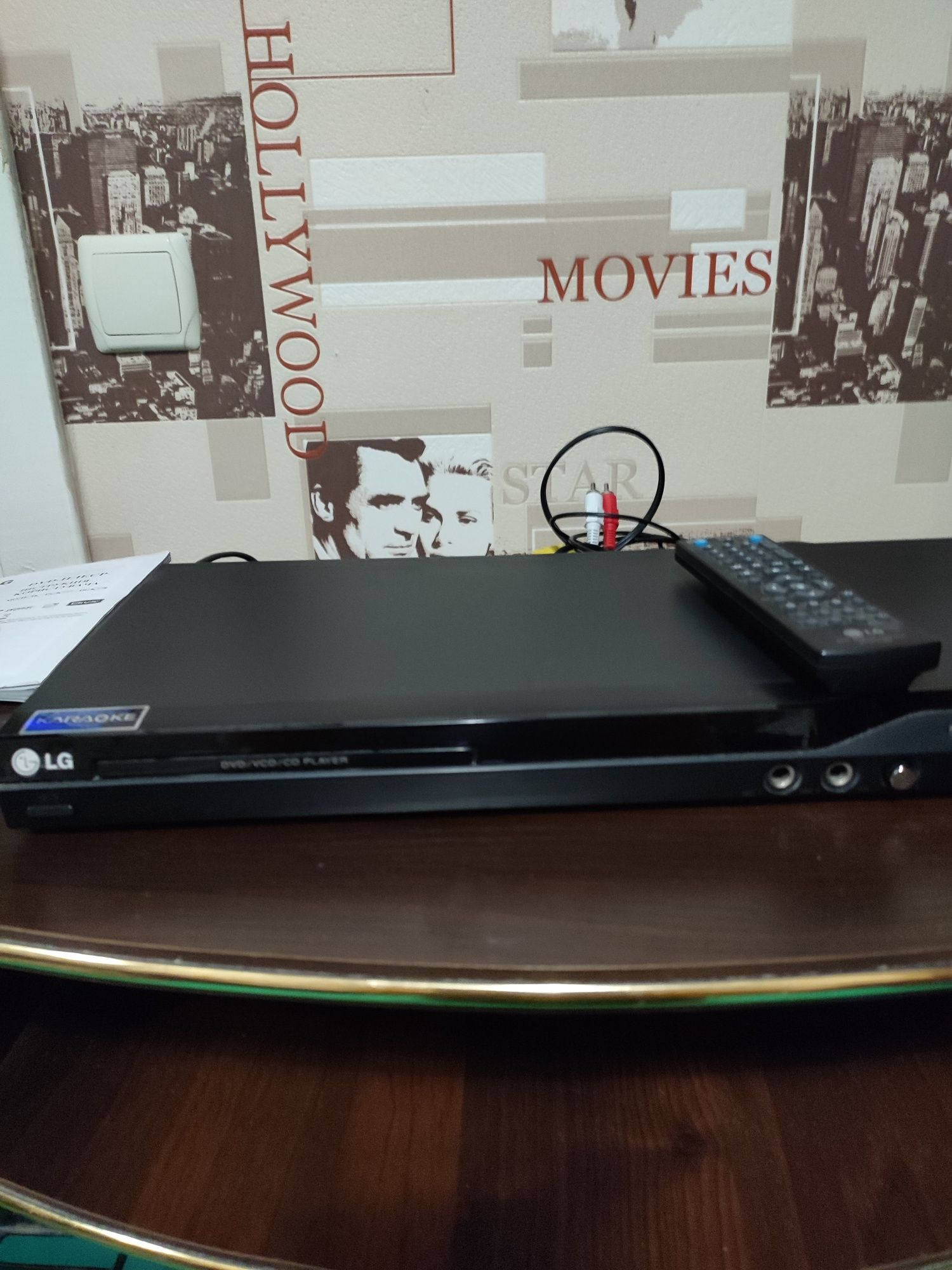 DVD- плеєр LG модель DCK777