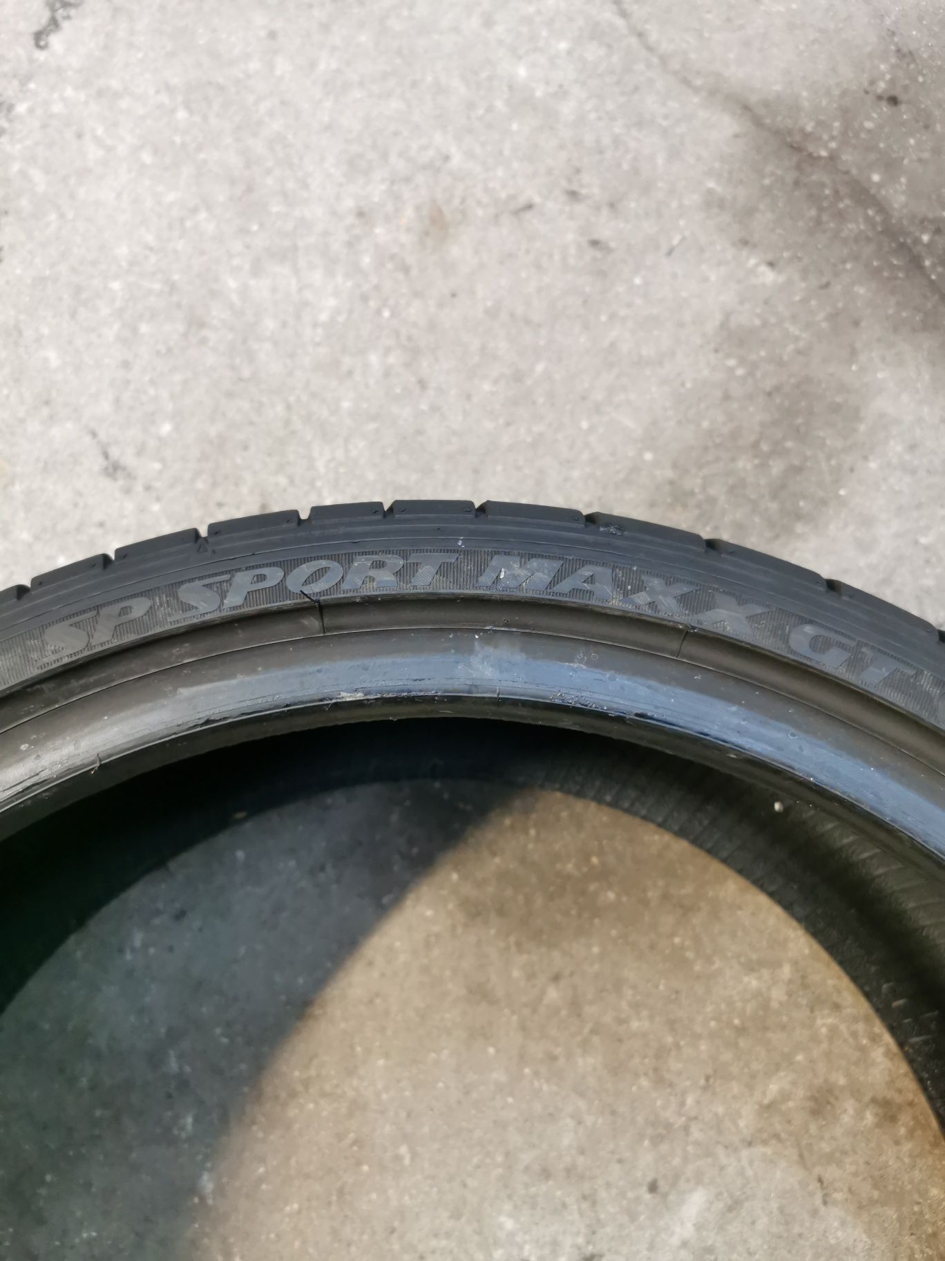 Para opon 245/35R20 Dunlop SP Sport Maxx GT RSC