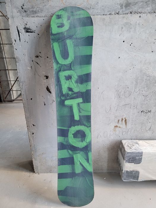 Сноуборд BURTON 153см с креплением и ботинками