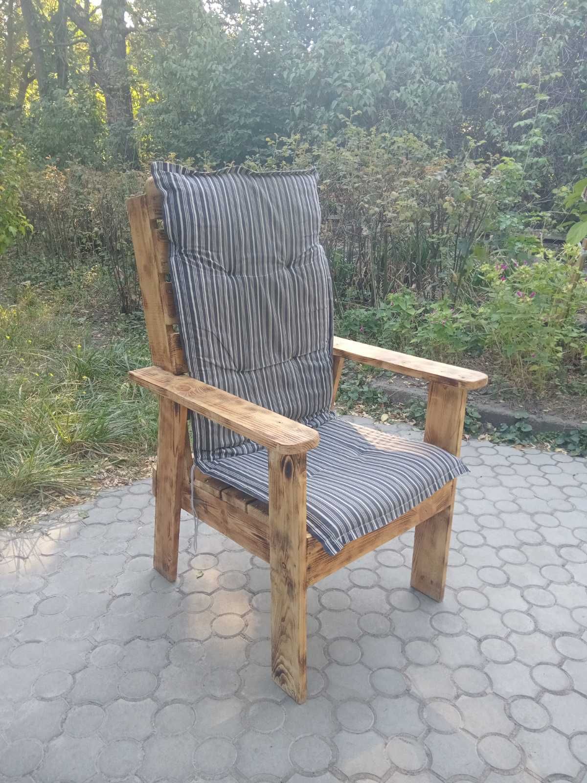 Стул-кресло из поддонов