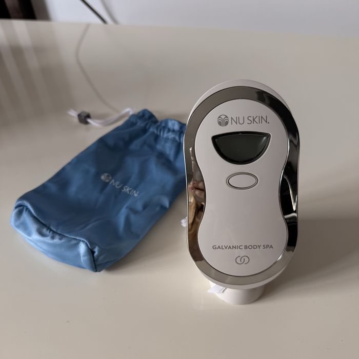Urządzenie do ciała na redukcję cellulitu Galvanic Body Nu Skin