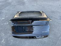 Кришка багажника ляда кляпа Tesla Model Y тесла модель У чорний колір