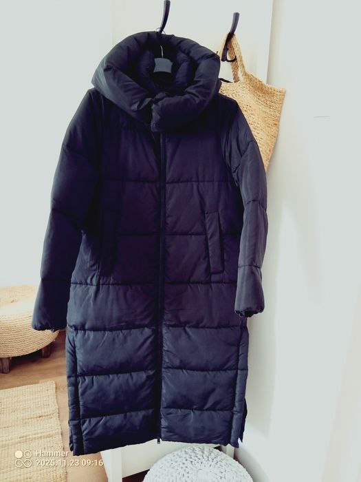 Długi płaszcz Sinsay pikowany s