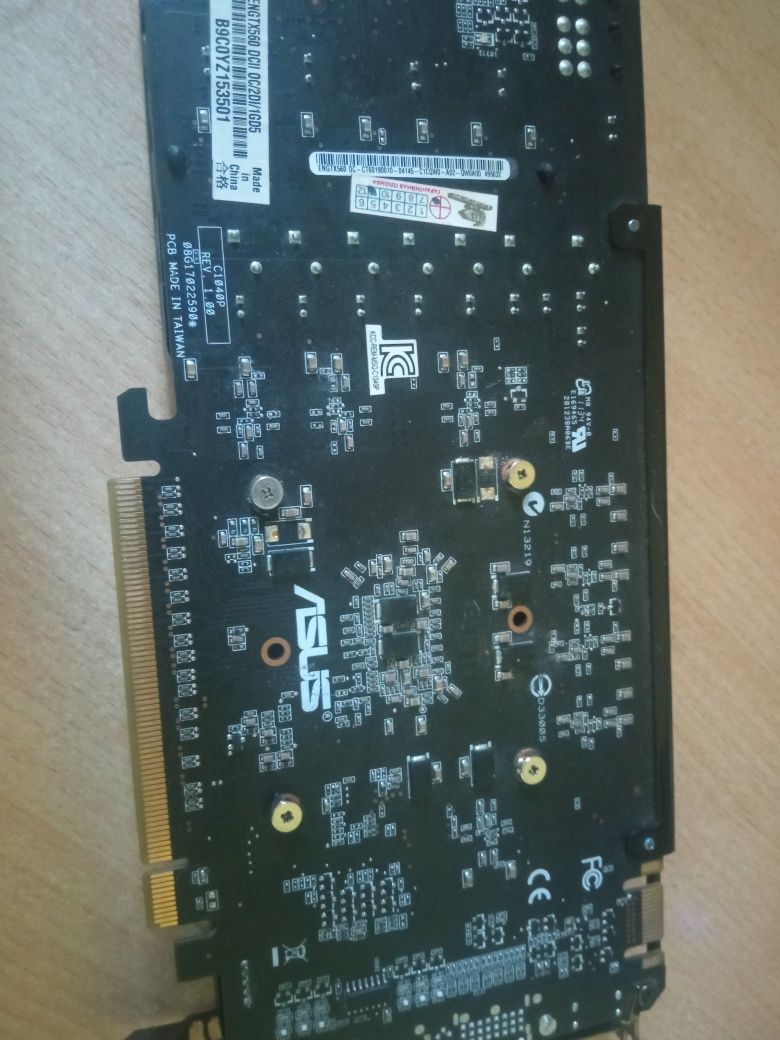 GPUs gtx 560ti (Asus / Phantom) 1gb