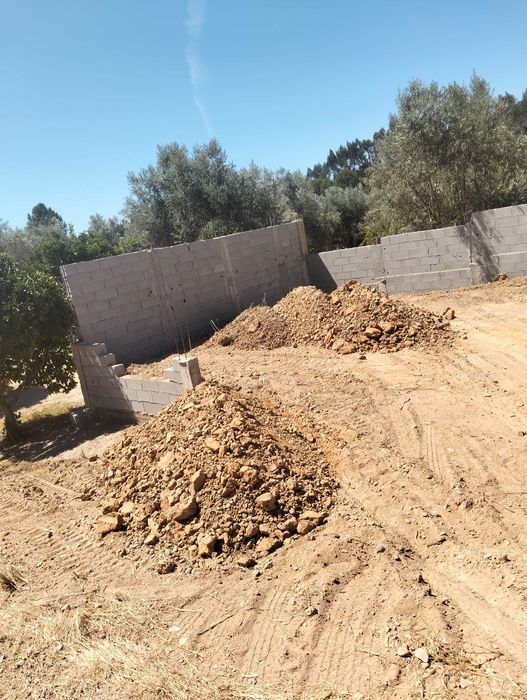 Construção de muros e vedações, muros de contenção em confragens