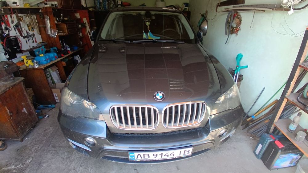 БМВ х5 е70 35д бітурбо