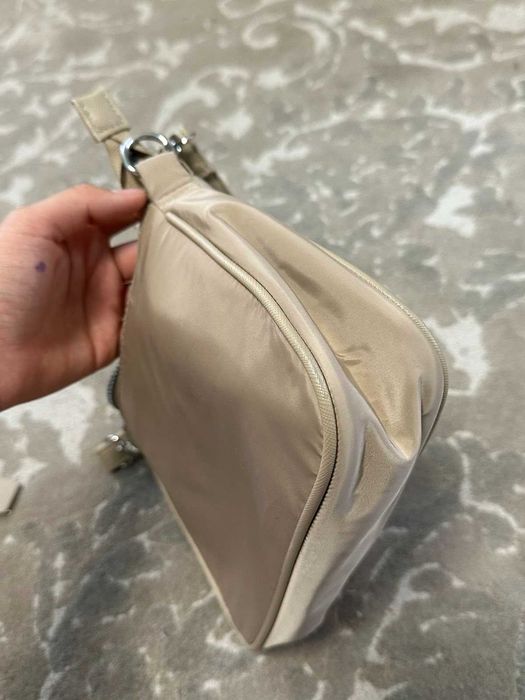 жіноча сумка  через плече бежева тканинна