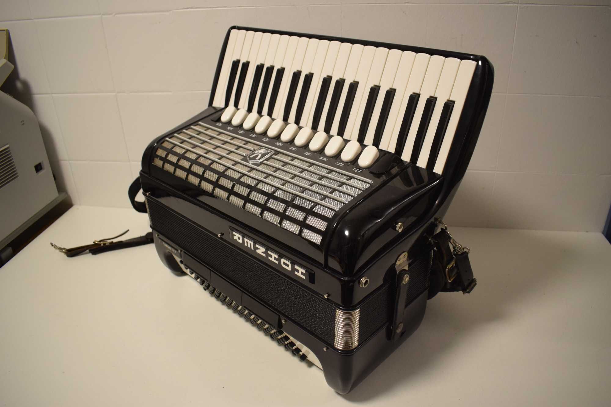 Acordeao Hohner Tango IV P 4 Voz 96 Baixox, N . 280