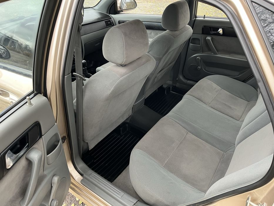 Шевроле Лачетті 1.8 газ/ бензин