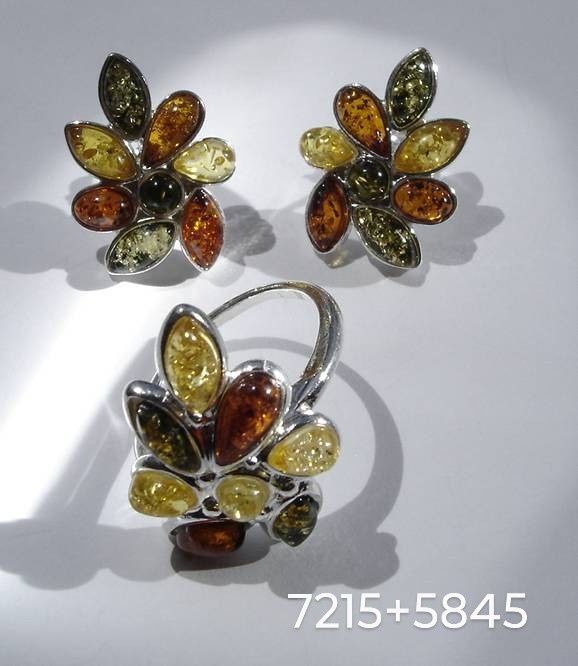 Komplet srebrny z bursztynem