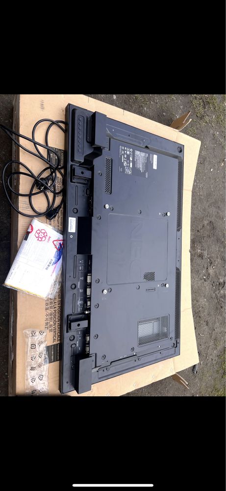 Monitor przemysłowy NEC MultiSync V423
