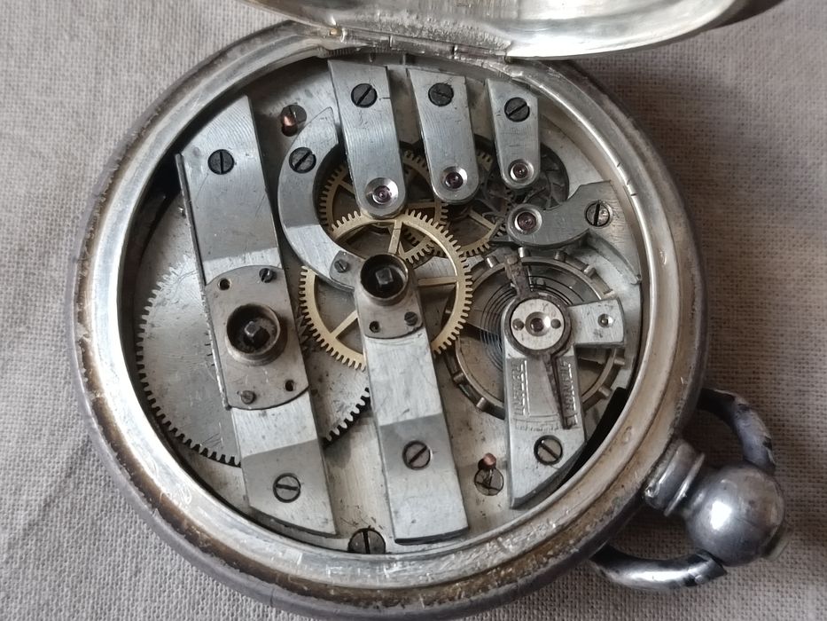 Часы карманные серебряные