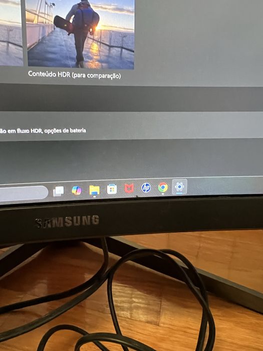 Ecra monitor Samsung Odyssey G7 27 240hz QHD