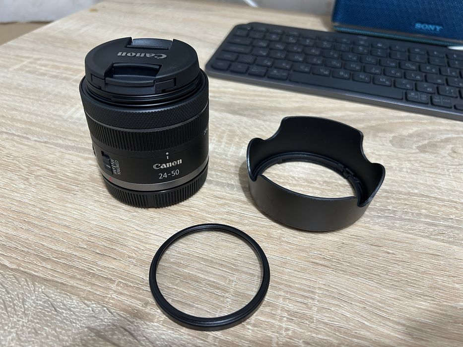 Об'єктив Canon RF 24-50mm f/4.5-6.3 IS STM