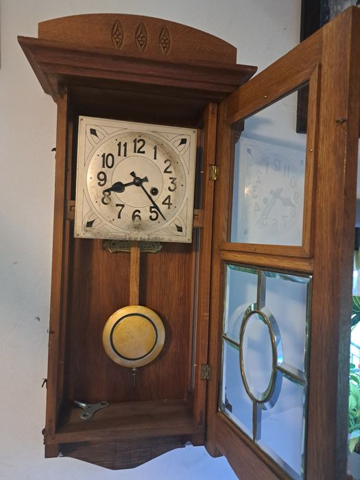 Ładny wiszący zegar Gustav Becker Silesia