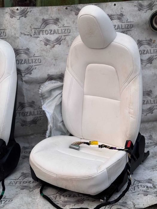 сиденья Tesla model 3 \рест\ restyiling