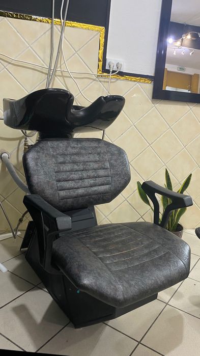 Vende-se lavatório em perfeitas condições