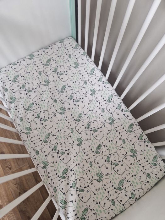 Постіль для ліжка, простирадло на резинці