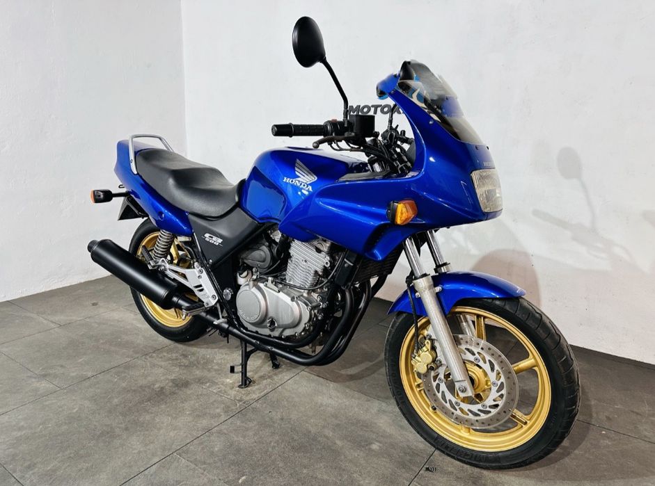 Мотоцикл Honda cb 500 s