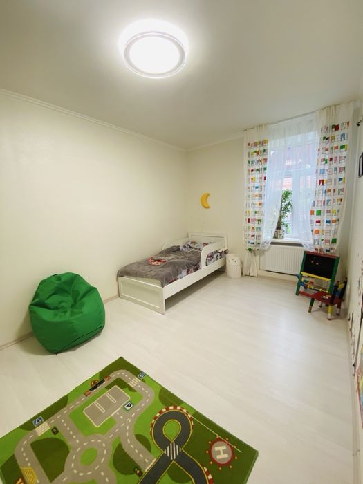 Дитяче ліжко білого кольору 90×200 см