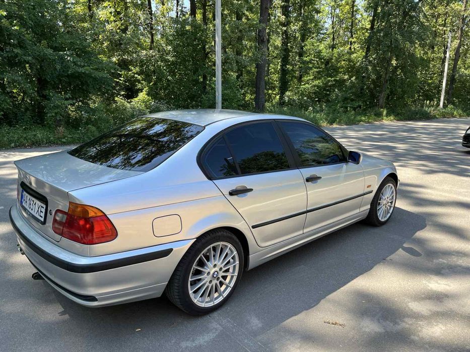 BMW 3 E46в дуже гарному стані
