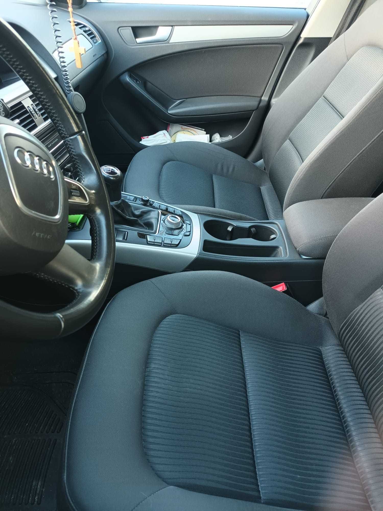 Audi A4 Avant 2.0 TDI - 143 Cv - Fev 2012