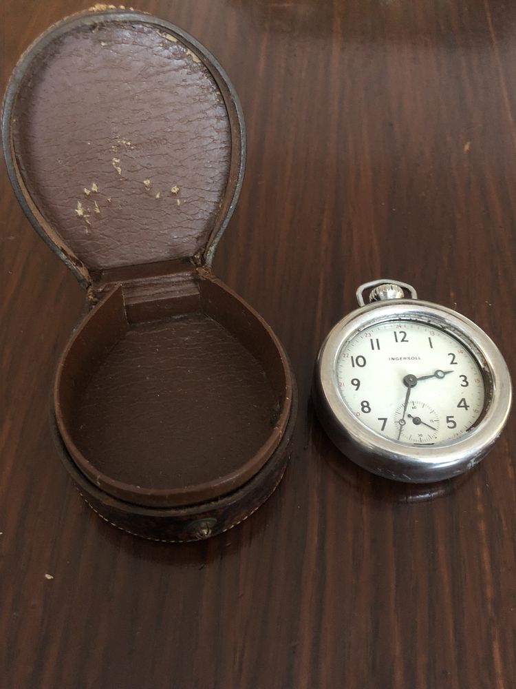 Zabytkowy zegarek kieszonkowy brytyjskiej marki Ingersoll Vintage