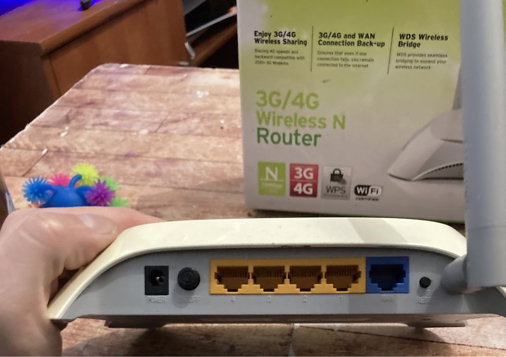 Router wifi tp Link plus czytnik kart sd