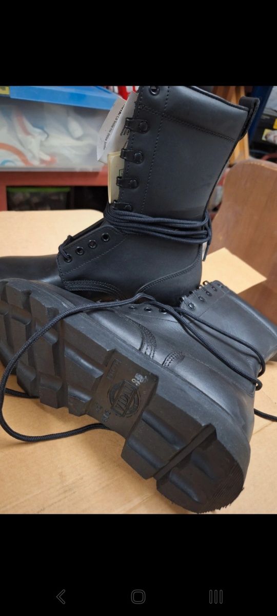 Botas para Vigilantes, Militares, Guarda florestal. Tamanho 40