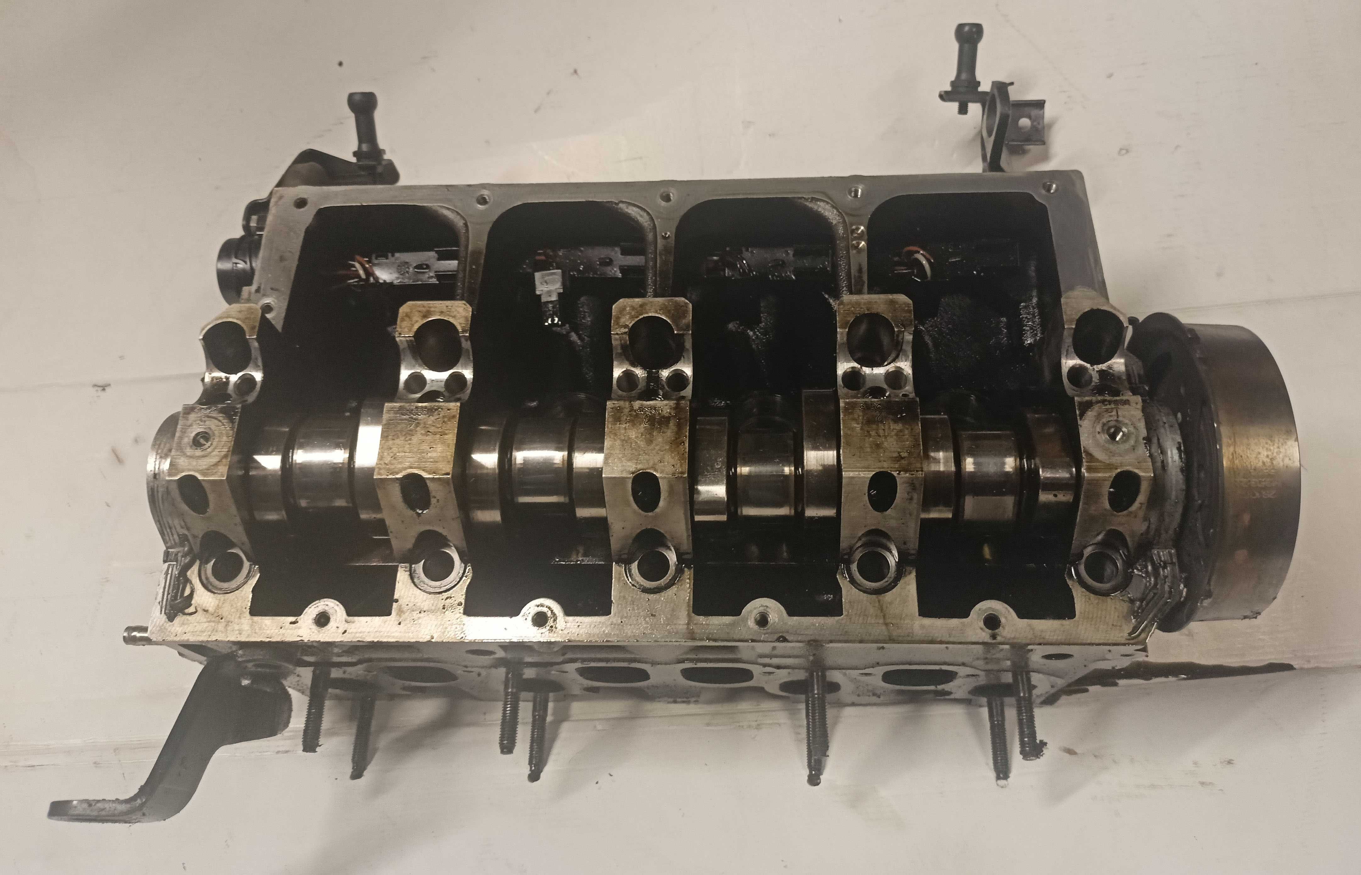 głowica vw 1,9 tdi   038  103373r