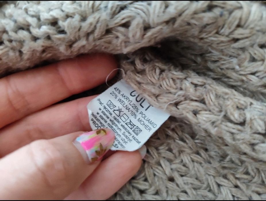 Oversize'owy sweter