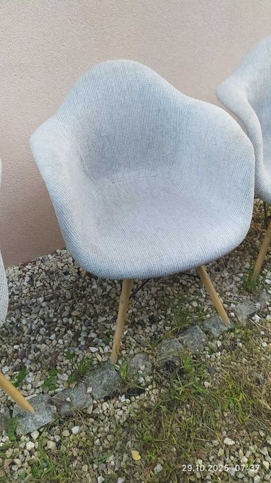 Sprzedam kŕzesła kubełkowe szare