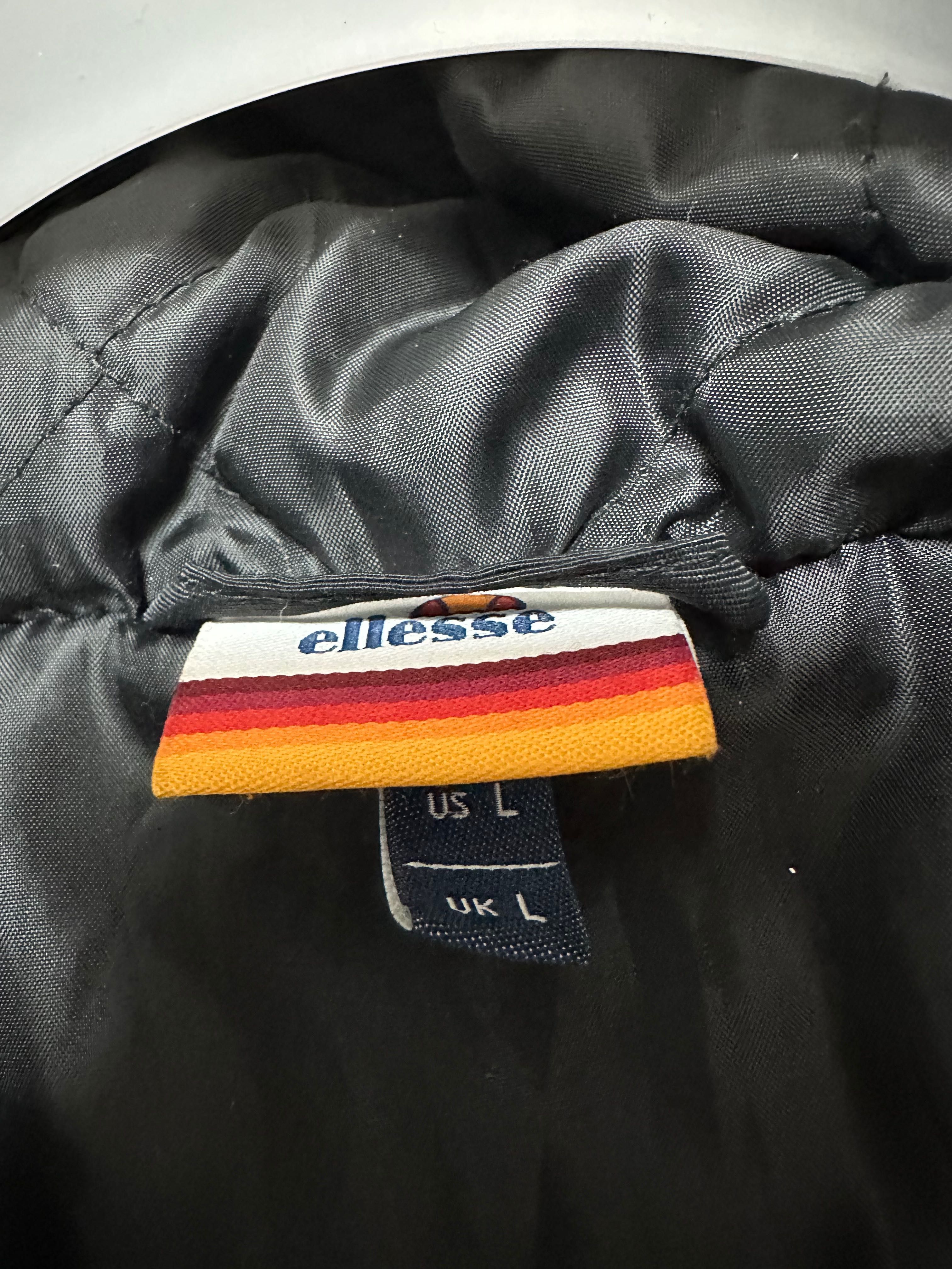 Куртка ellesse Л размер
