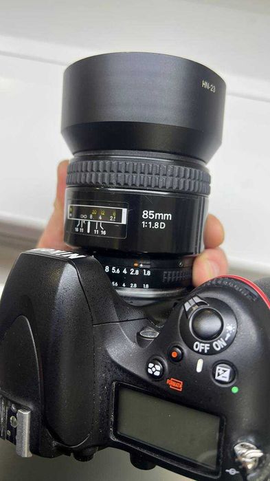 Nikon D610 с портретным объективом Nikkor 85mm f/1.8D