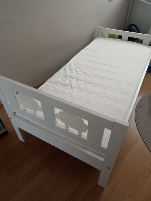Łóżko dziecięce Ikea 70x130, białe + materac