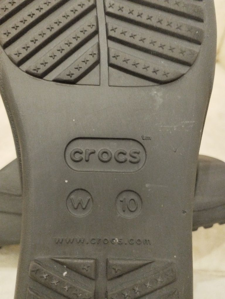 Crocs. Розмір: 40-41 (W 10)